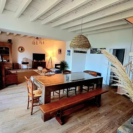 Holiday home Domaine De Cachaou Leyr'ial Sauna & Salles (Gironde)