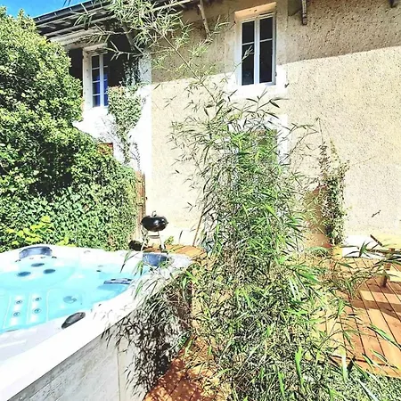 Holiday home Domaine De Cachaou Leyr'ial Sauna & Salles (Gironde)