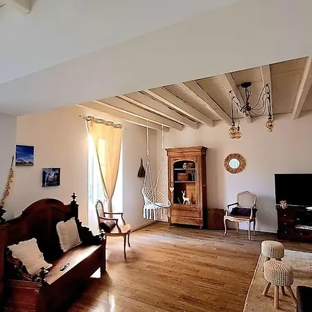 Holiday home Domaine De Cachaou Leyr'ial Sauna &